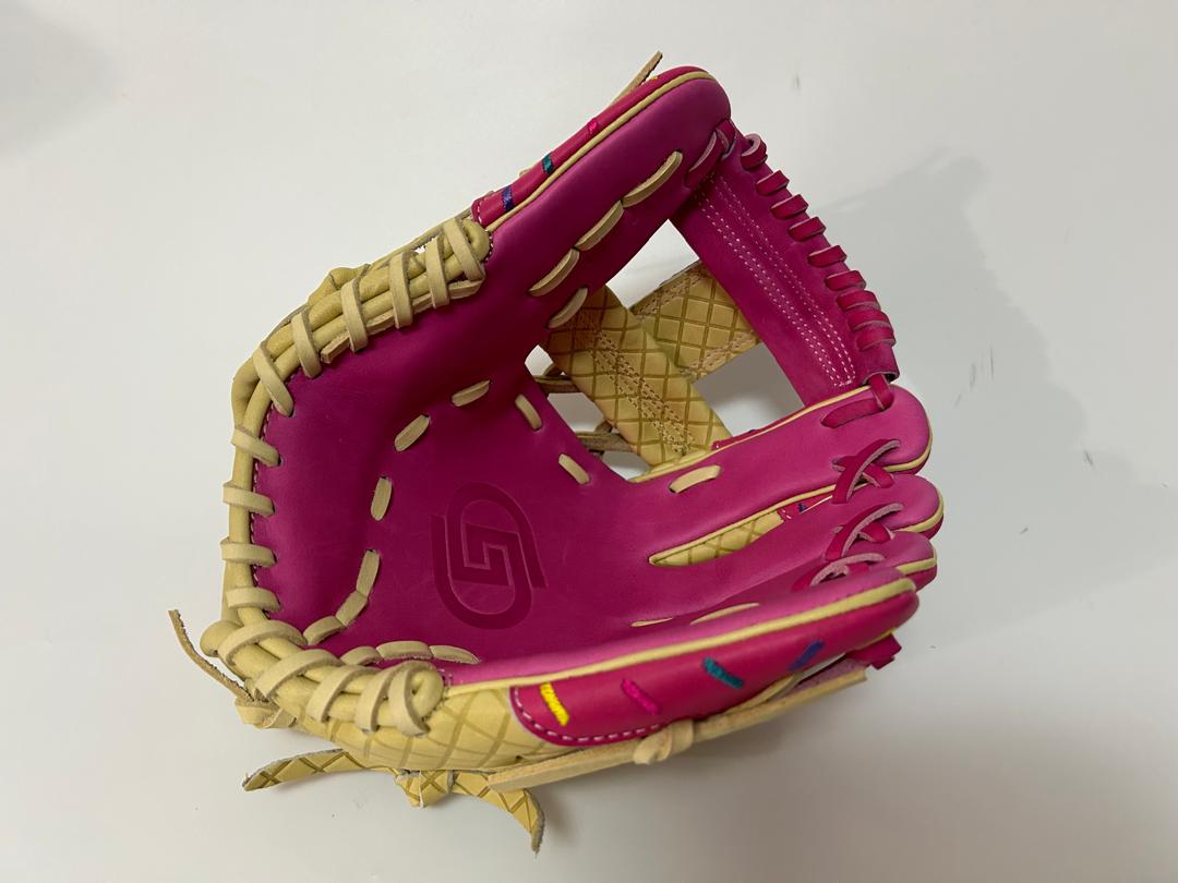 GAMEDAY SUPPLY 11.5" "DRIP" INFIELDERS GLOVE Gameday Supply llc